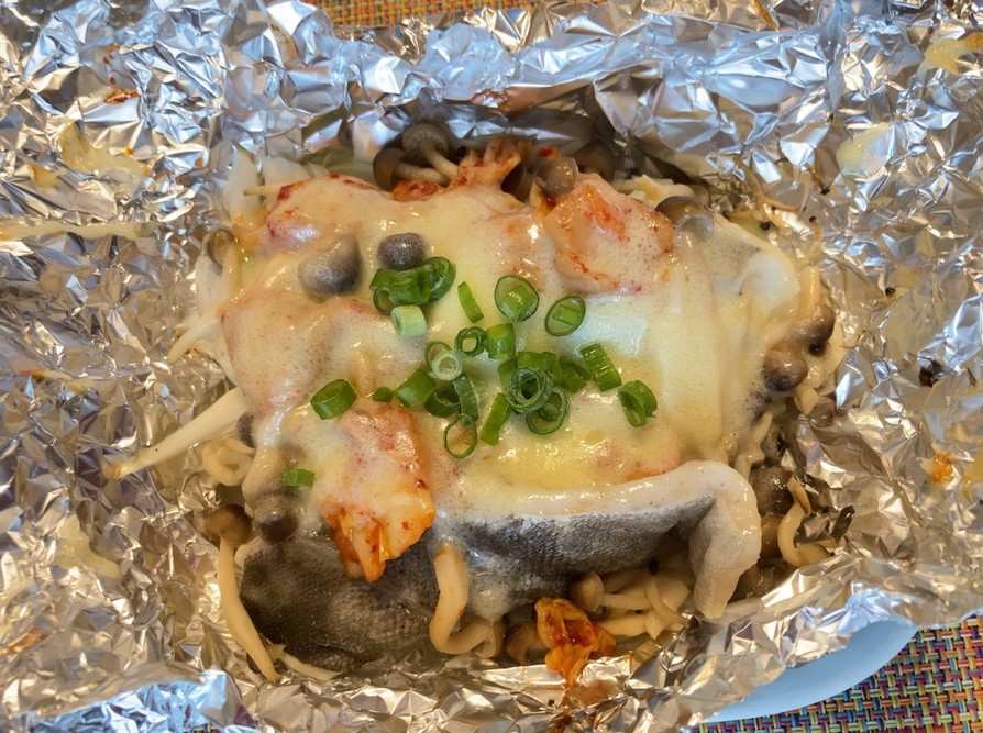 タラとキムチのチーズホイル焼きの画像