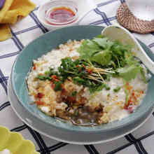 レンジで簡単!鶏ひきと豆腐のふわふわ蒸し