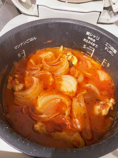 炊飯器で簡単鶏手羽元のトマト煮の写真