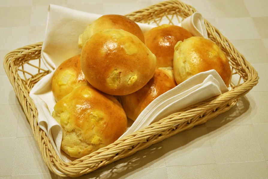 玉ねぎパン　西京白みそ風味の画像