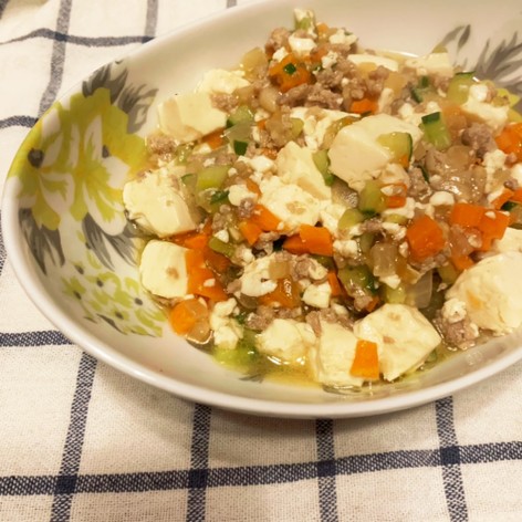 余った野菜で彩り簡単！麻婆豆腐