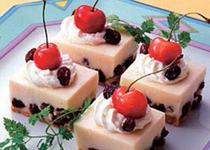 レーズンとチーズのレアケーキ ラム酒風味の画像