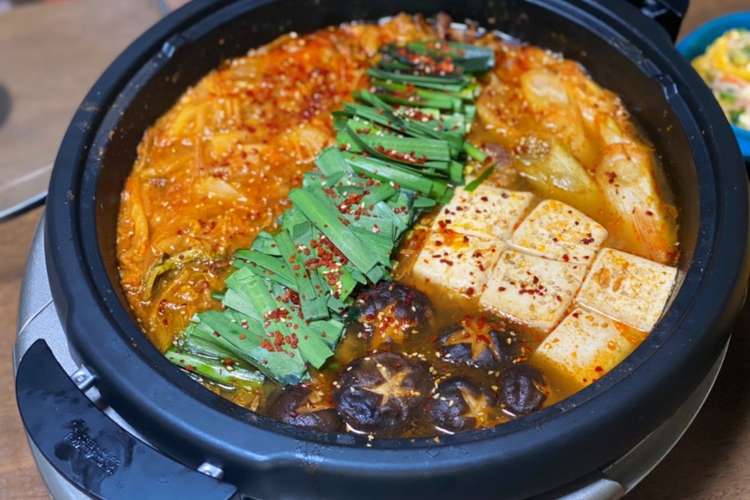 シメまで美味しいキムチ鍋スープ レシピ 作り方 By おちょこ クックパッド 簡単おいしいみんなのレシピが366万品