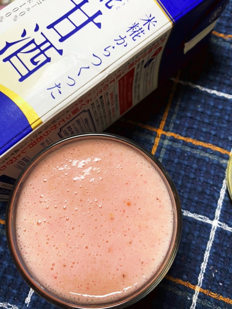 麹甘酒とアーモンドミルクのMIXジュースの画像