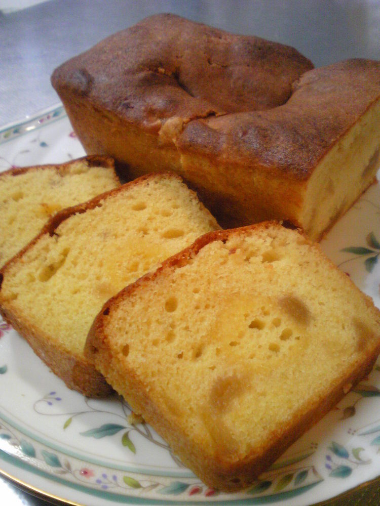 簡単なアップルフルーツケーキのレシピ