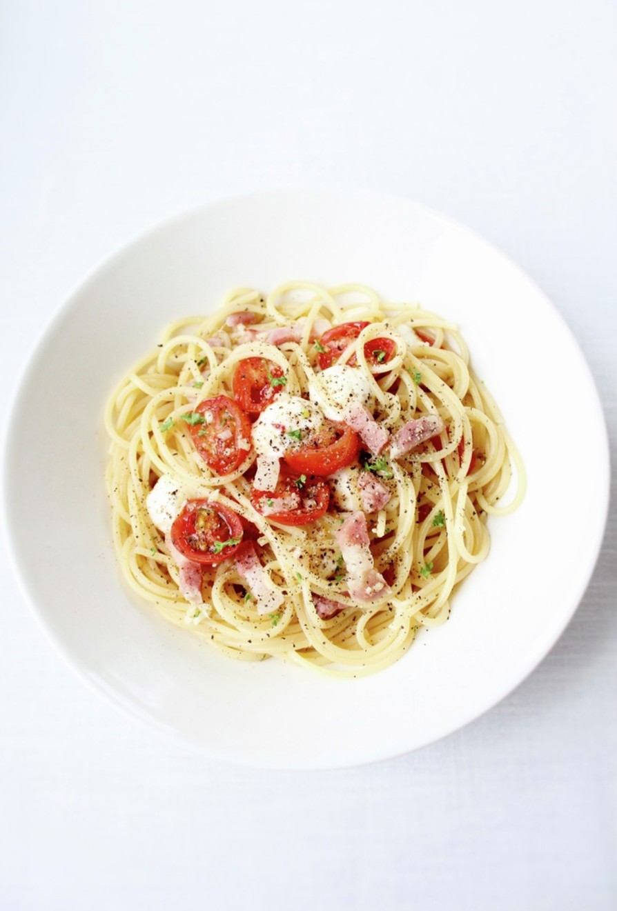 【パンチェッタとトマトのペペロンチーノ】の画像