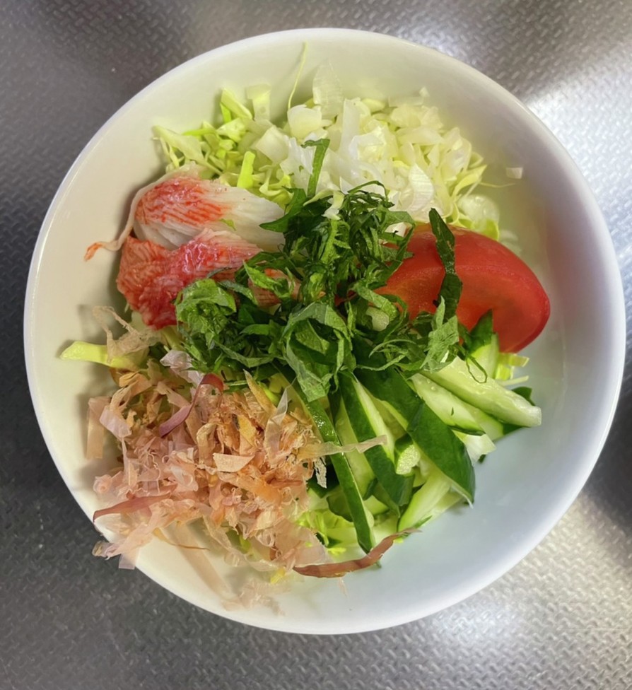 麺つゆで簡単野菜山盛り豆腐丸ごとサラダの画像
