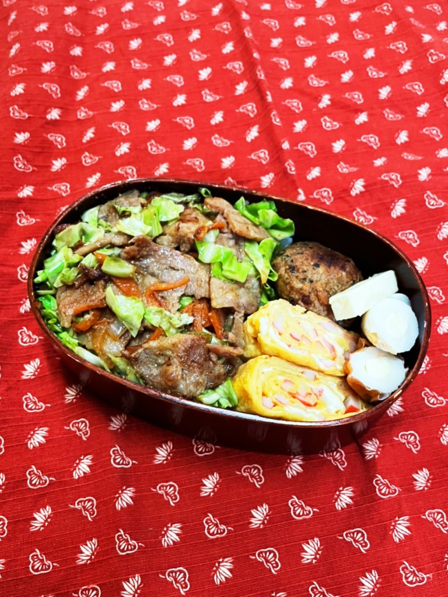 味噌漬け豚肉野菜炒め弁当の画像