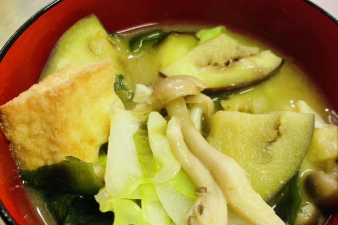 ナスと厚揚げの具沢山味噌汁 レシピ 作り方 By Aiai クックパッド 簡単おいしいみんなのレシピが379万品