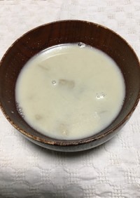 ベーコン  とごぼうの豆乳味噌汁