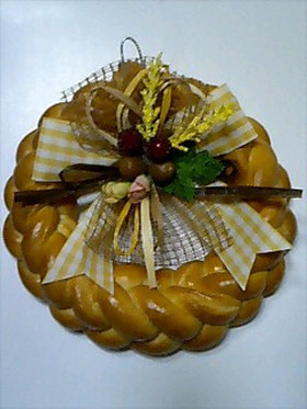 パンでクリスマスリース