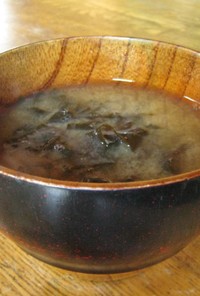カメノテ＆マツバガイの出汁から作る味噌汁