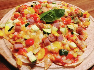 フライパンで簡単♡餃子の皮で夏野菜ピザの写真