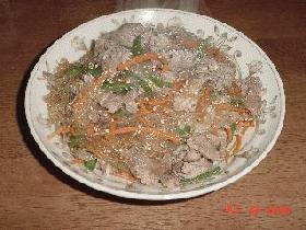豚肉と春雨のゴマ風味炒め