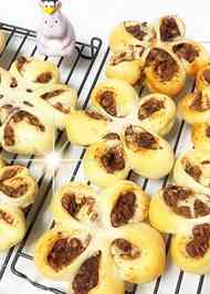 みんなの パン 成型 花 レシピが56品 クックパッド