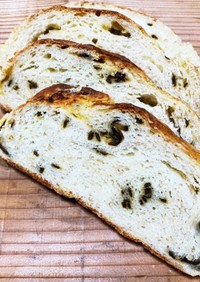チーズと塩昆布のパン