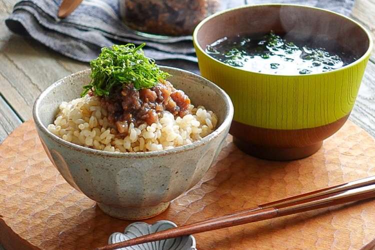 茗荷の忘れ物 茎 で作る茗荷味噌 レシピ 作り方 By Akicocoaki クックパッド 簡単おいしいみんなのレシピが376万品