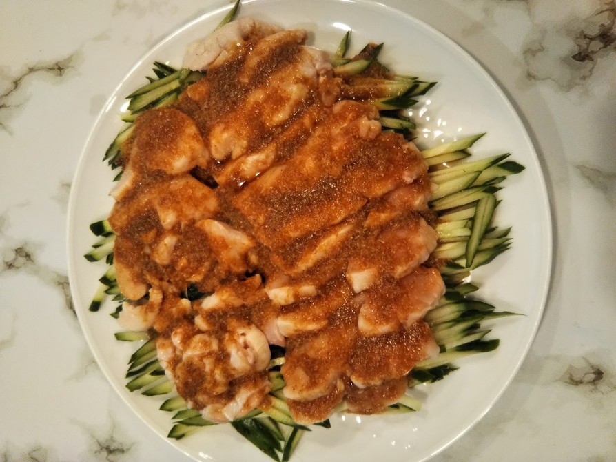蒸し鶏ときゅうりの中華サラダの画像