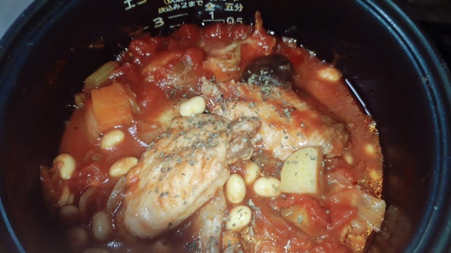 炊飯器で手羽先と大豆のトマト煮込みの画像