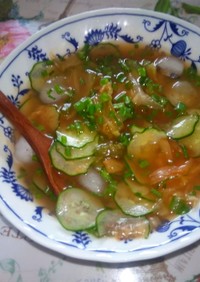 キムチと胡瓜の韓国風冷製スープ