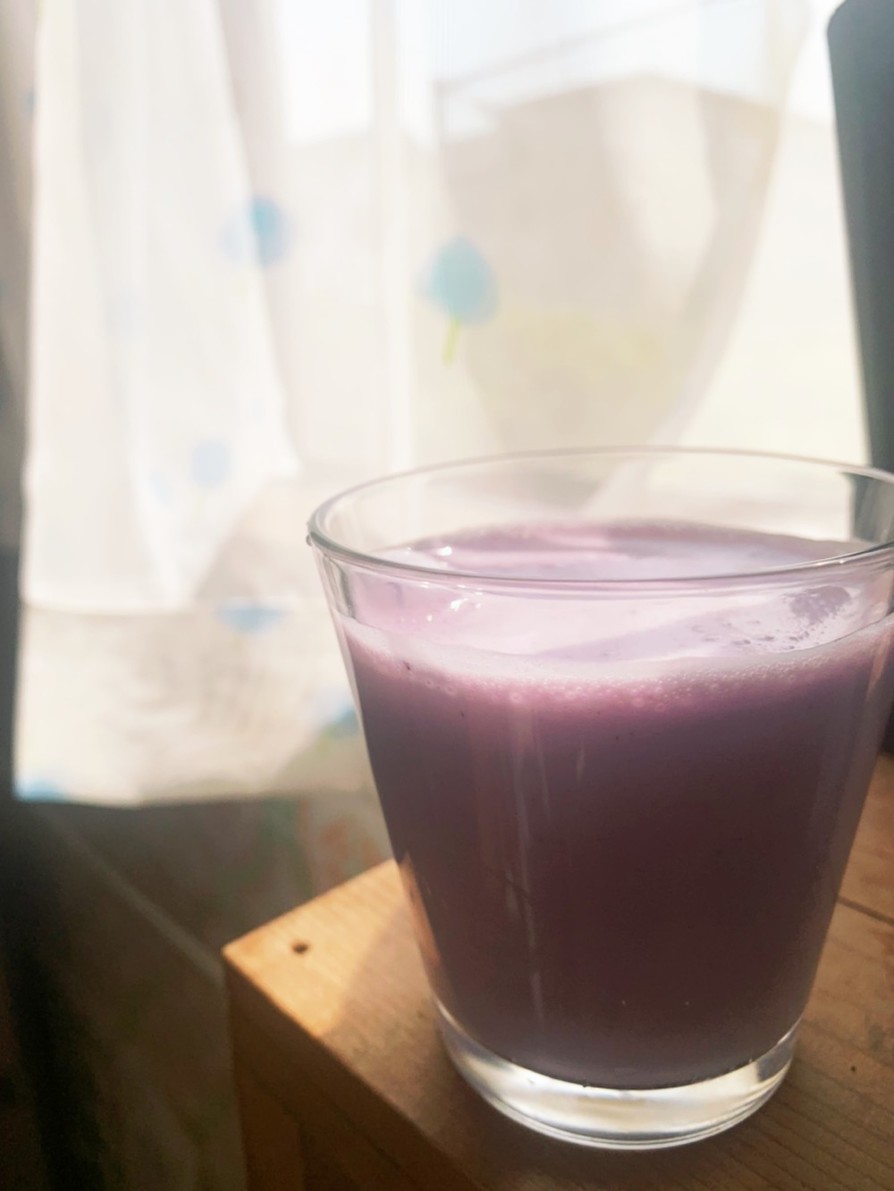 トロピカルマンゴーブルーベリーラッシーのレシピ