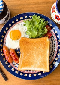【ワンプレート朝食】シンプルトースト