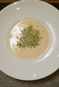 ヨウサマの減塩玉ねぎの冷たいスープ
