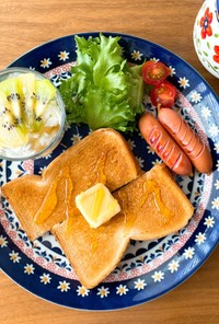 【ワンプレート朝食】ハニーバタートースト