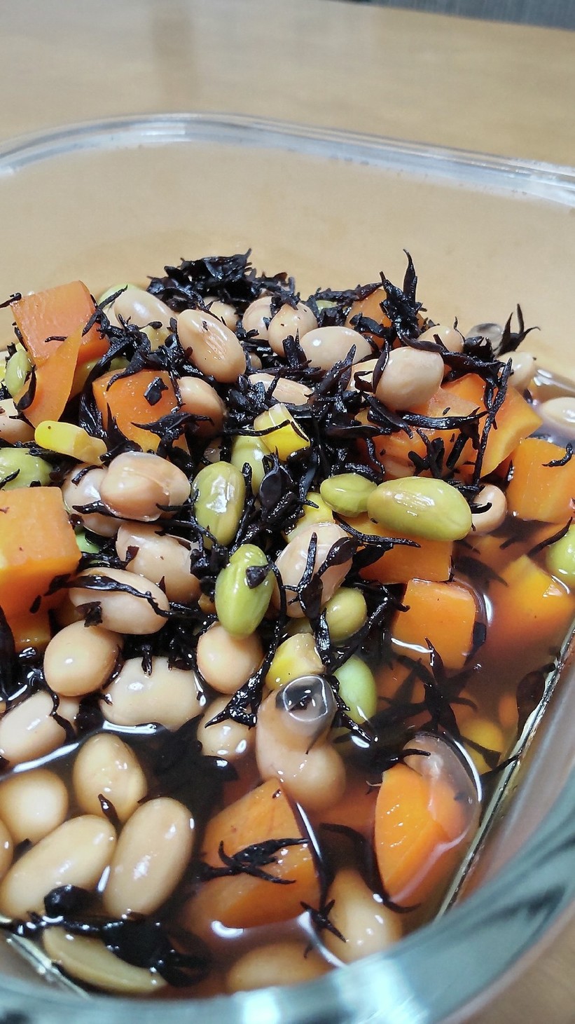 枝豆・とうもろこしでひじきの煮物の画像