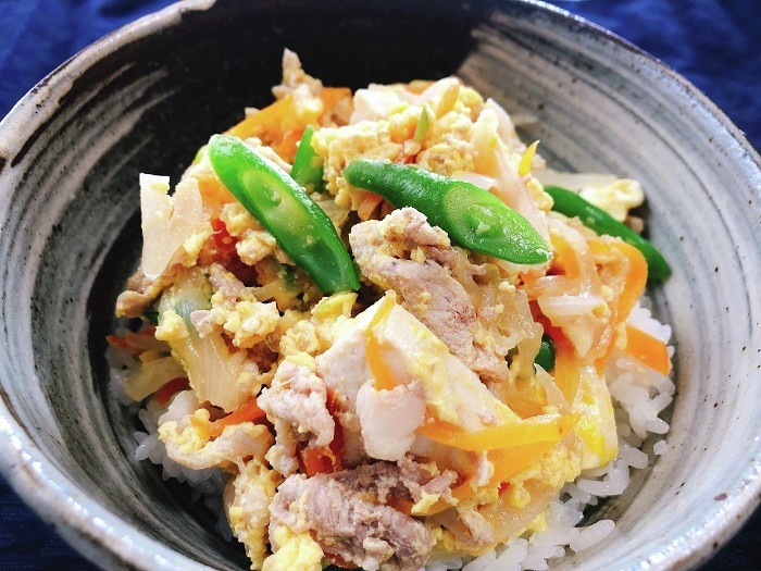 【高アミノ酸スコア】豚肉と豆腐の卵とじ丼の画像