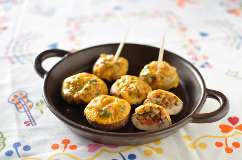 栗と野生のキノコの詰め物三鳥ローストのレシピ