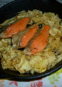 紅鮭ハラミ春キャベツのオリーブオイル炒め