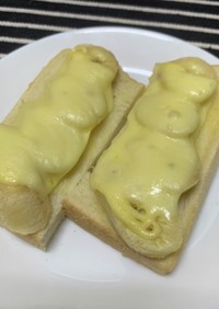 簡単朝ご飯！バナナトースト　マヨチーズ