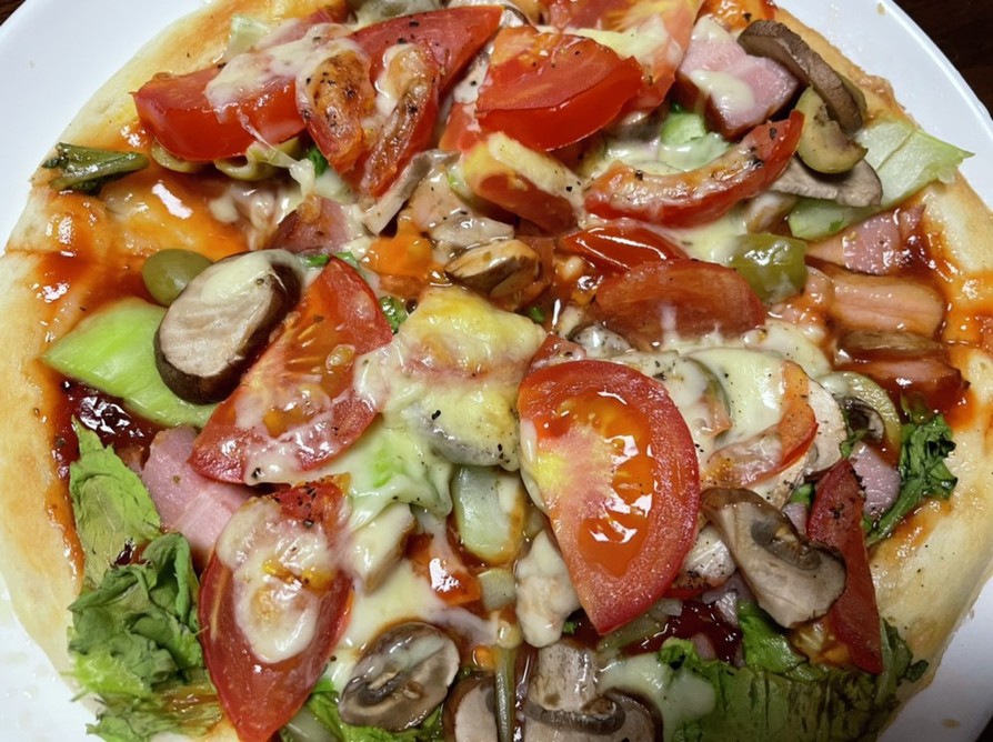 ベーコンと小松菜のピザの画像