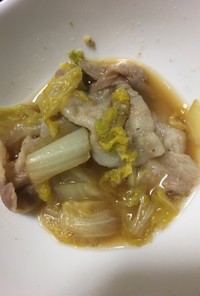 豚バラ肉と白菜の和風煮