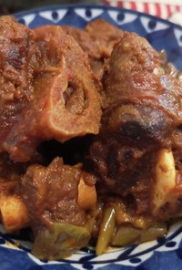 骨付き肉のパキスタン・カラヒ風炒め煮