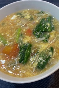 ふわふわ卵の“トマトと玉子のスープ”