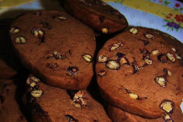 固いのがイイ 小豆ココアクッキー レシピ 作り方 By びびみっち クックパッド