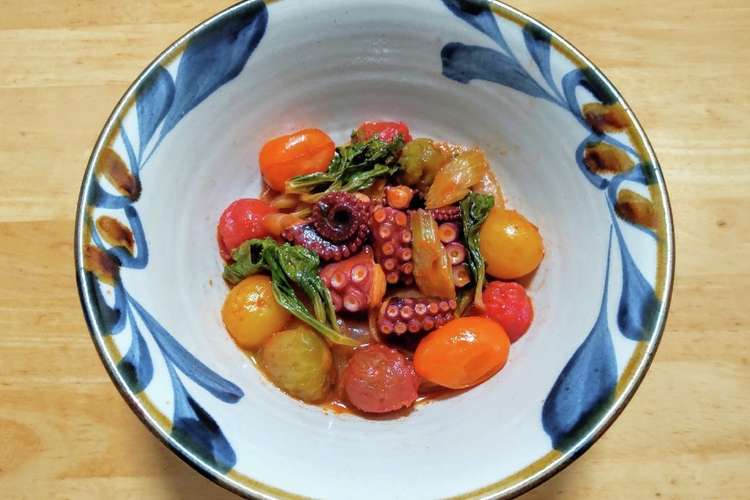 タコのトマト煮ハチミツ風味 レシピ 作り方 By オヤジの仕事場ゴハン クックパッド 簡単おいしいみんなのレシピが364万品