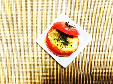 残り物麻婆豆腐で･･･トマトのチーズ焼きの写真