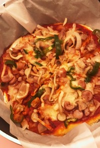 フライパンで簡単♪米粉の生地のピザ