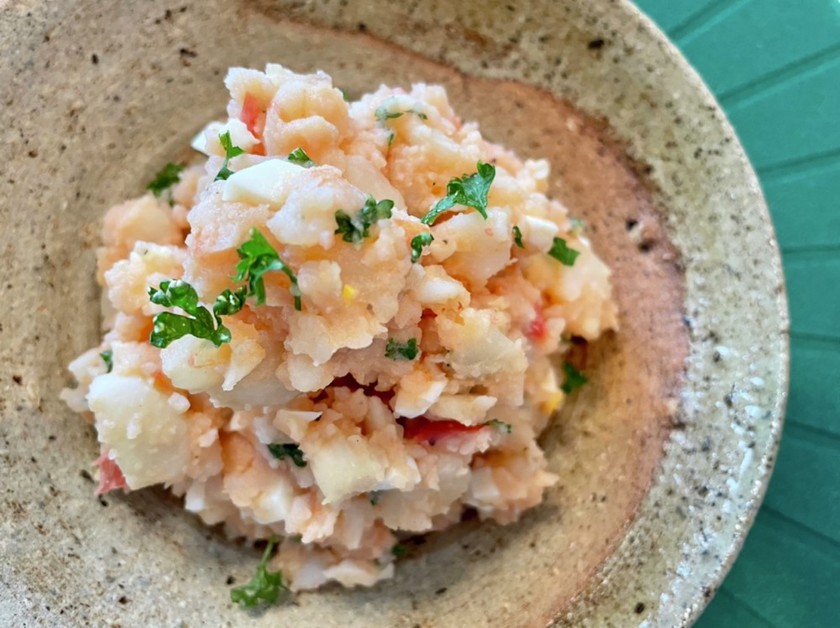 新しいポテトとドライトマトのサラダのレシピ