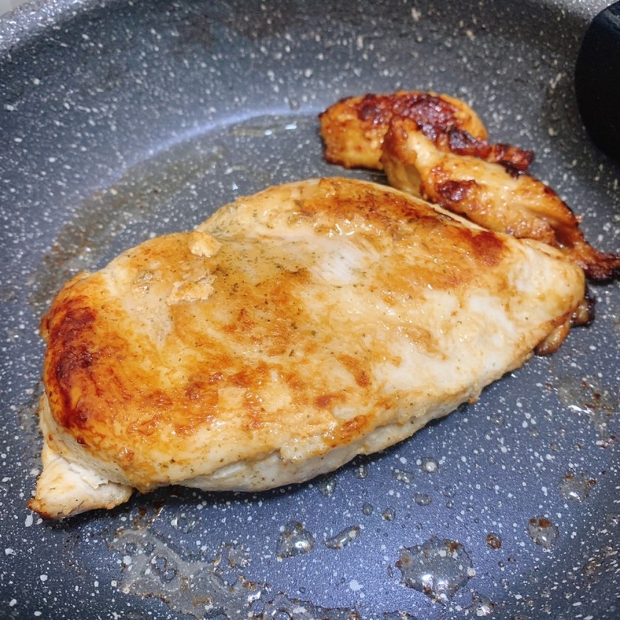 鶏胸肉のチキンステーキの画像