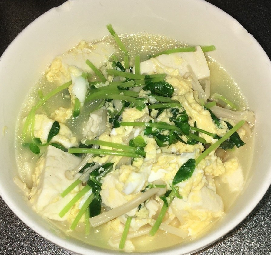 豆腐と豆苗の中華風かき玉スープの画像