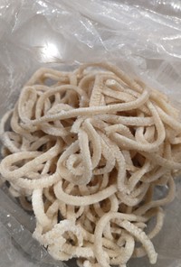 沖縄そばの麺　ヌードルメーカー