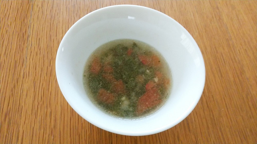 モロヘイヤとトマトのスープの画像