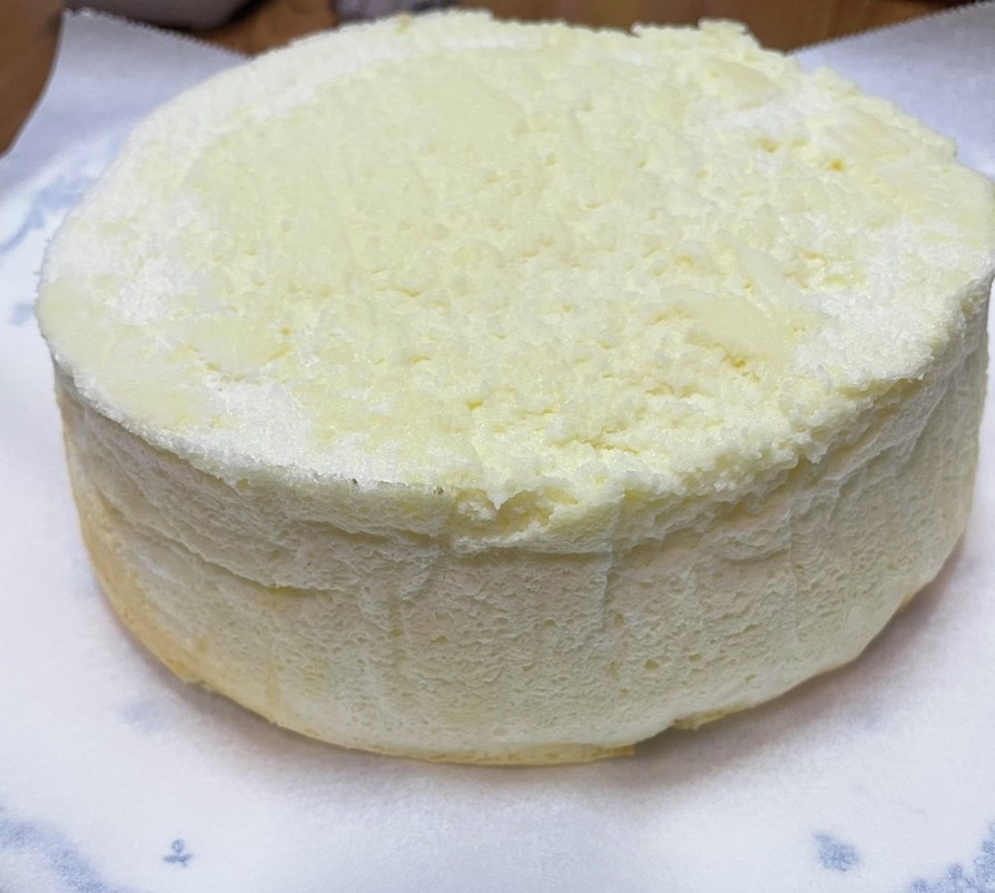 卵白消費の柔らかスフレチーズケーキの画像
