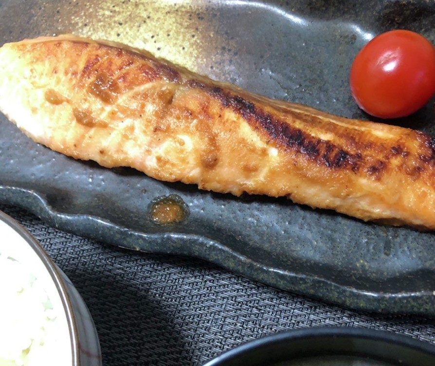 鮭の味噌づけ焼きの画像