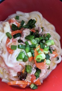 ジンジャーミルクのコク旨変わりダネうどん