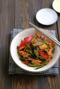 鶏ささみと夏野菜の韓国風サラダ